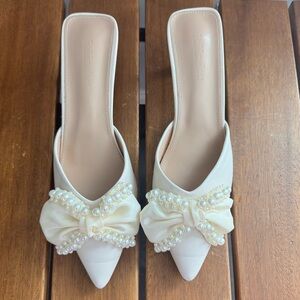 Elegant White Pearl-Embellished Women's Mules Size 10